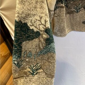 Beautiful forest design XL crop jacket